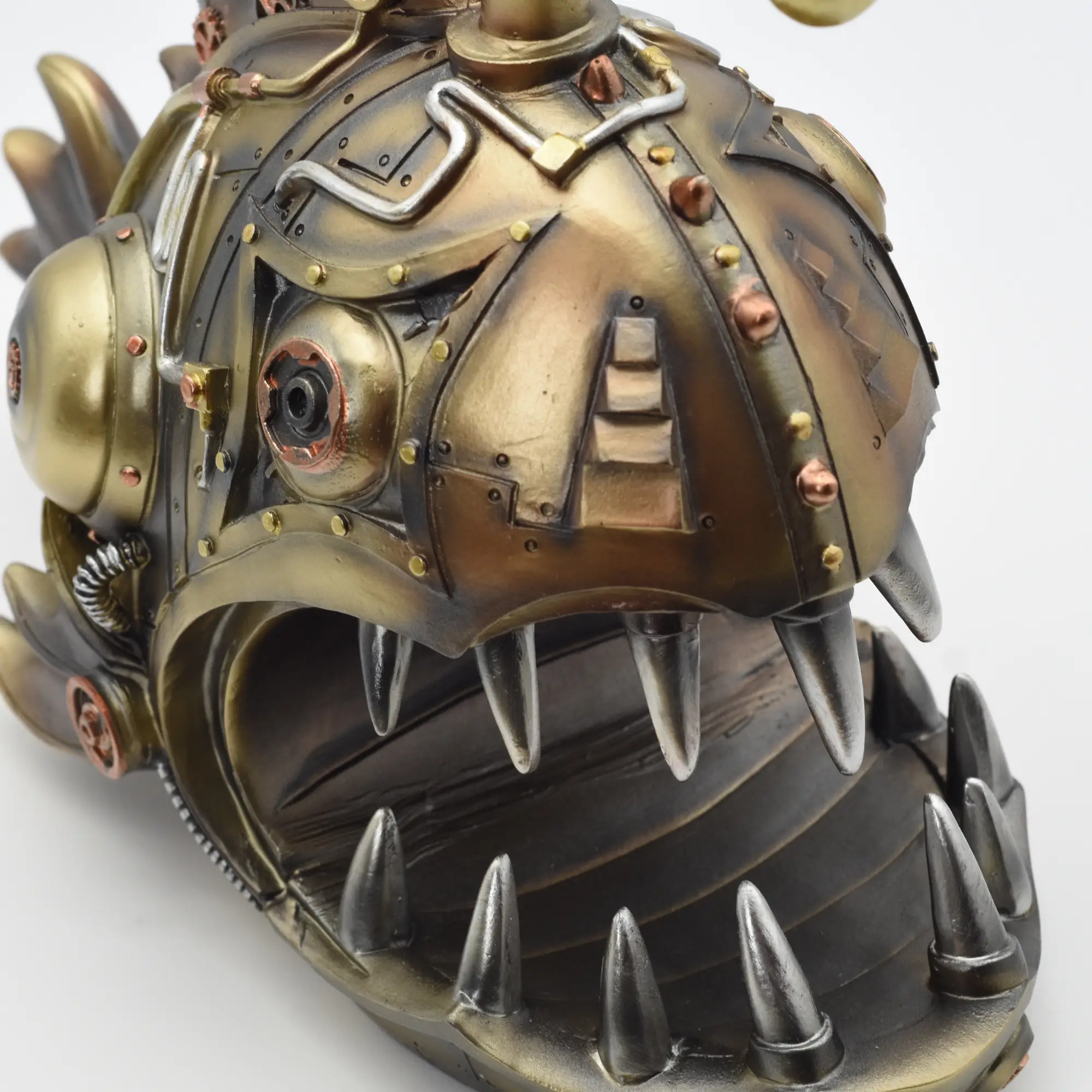 Laternenfisch aus Resin im Steampunkstyle – Bild 3
