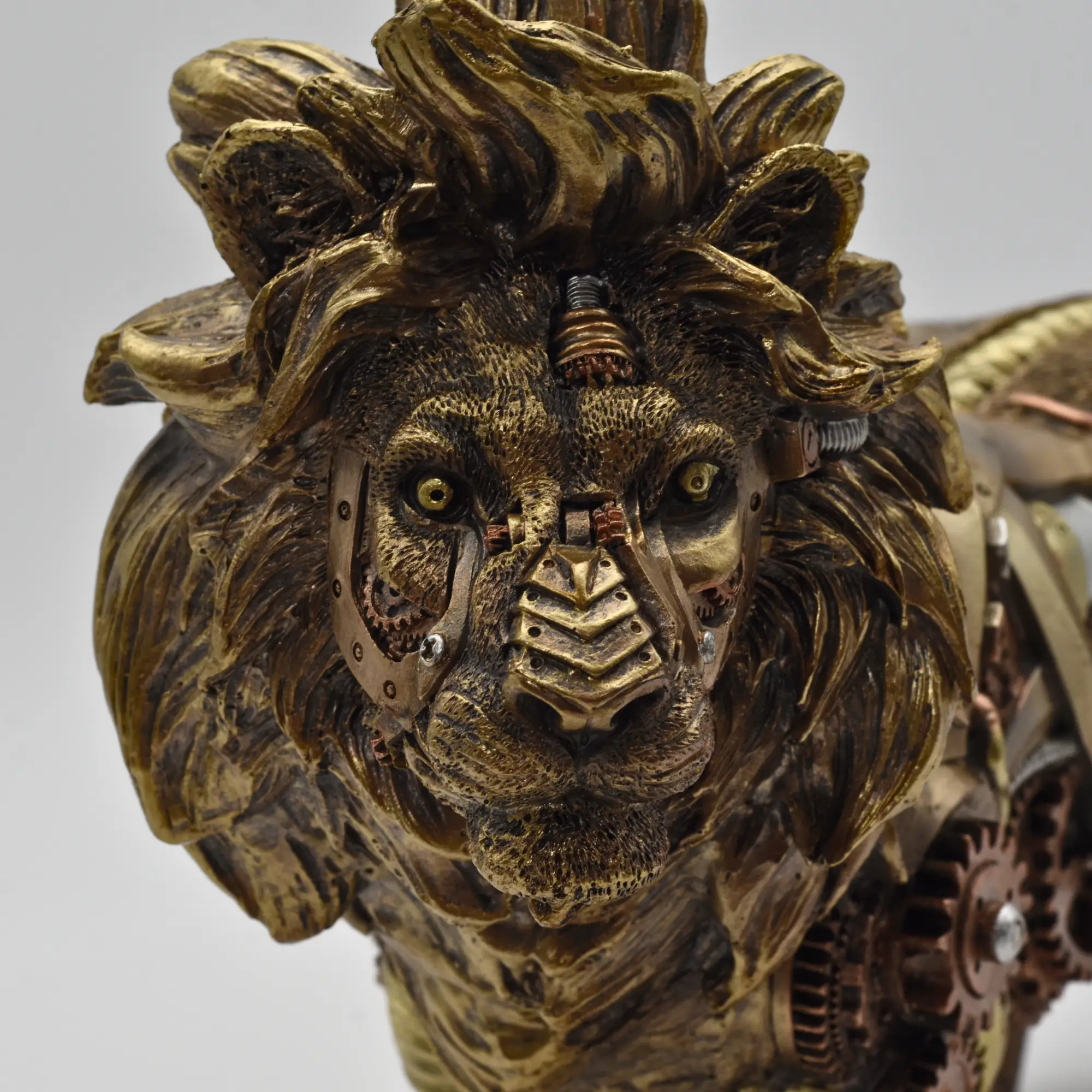 Steampunkfigur eines mechanischen Löwen aus Resin – Bild 4