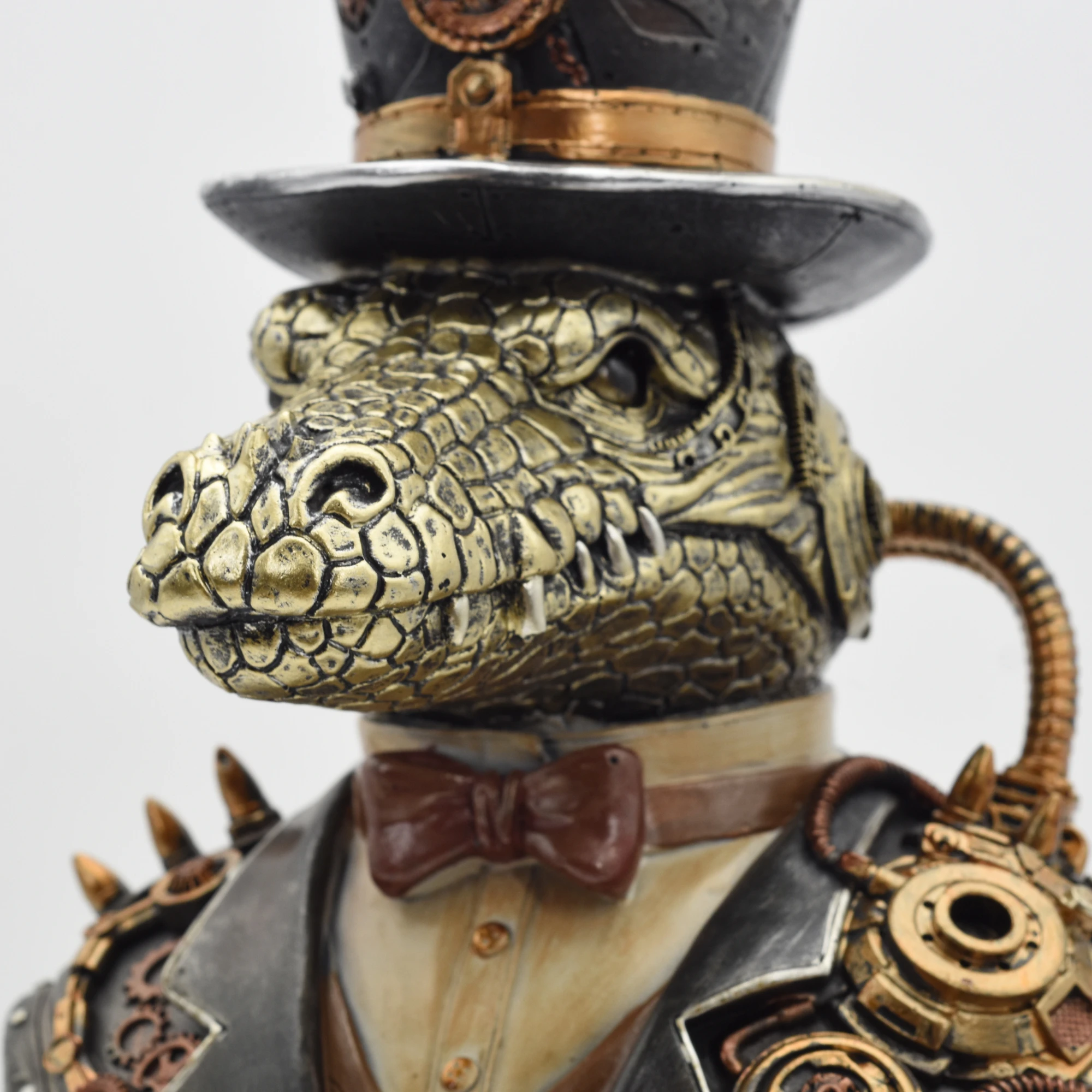 Büste eines Krokodils im Steampunkstyle – Bild 2