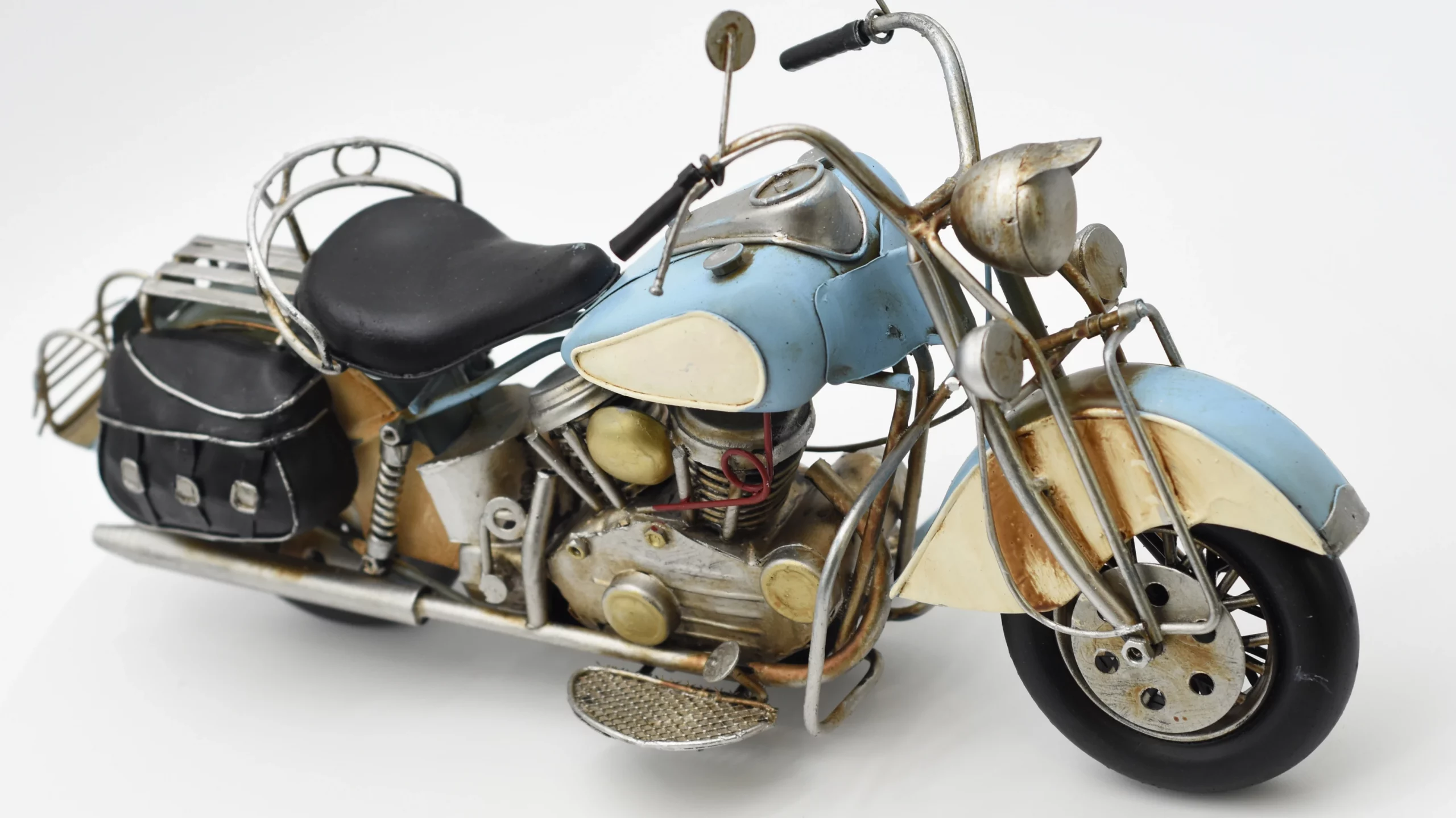 Miniaturmodel eines Motorrads aus Zinn aus den 1960er Jahren in Hellblau-Weiß – Bild 4